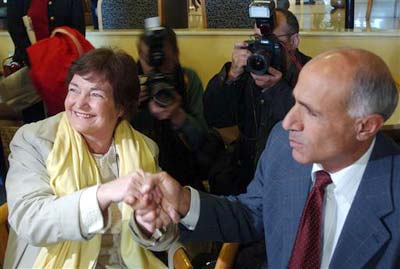 Mordechai Vanunu, right, and Irish 1977 Nobel peace prize laureate Mairead Corrigan Maguire