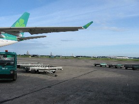 Five C 130 US warplanes at Shannon