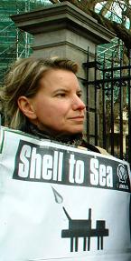 shell_to_sea_protest.jpg