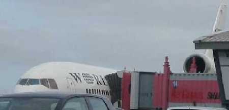 World airways with US troops at Shannon 24 March 05