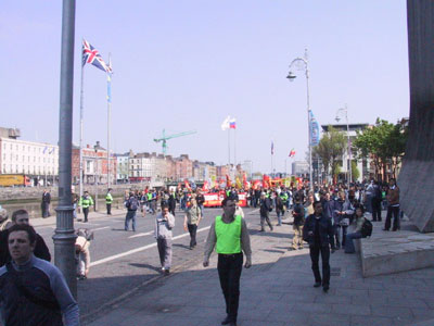 demoonquays03.jpg