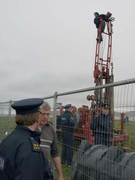 stopping work on the drilling machine