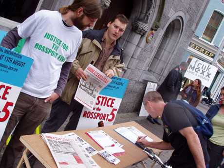 Shane and Martin manning the stall, but check out the background to see Galway's fine community wardens in action!