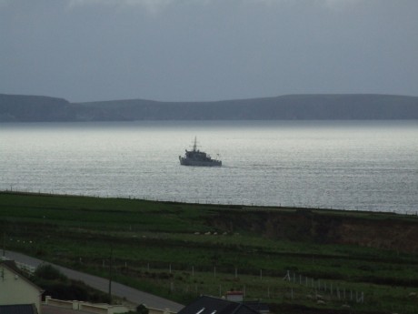 The LE Orla at 7pm last evening, just before weighing anchor and splitting beyond the horizon