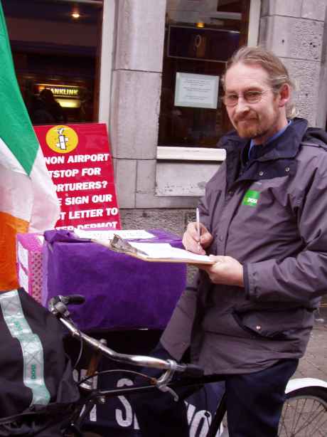 A postman (forgot to get his name) doing his duty on his way back to the GPO in nearby Eglington Street