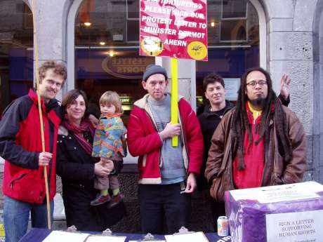 From L to R : Nick, Martha holding Uisce, Andy and Stevo, don't know the name of the man in black in the background