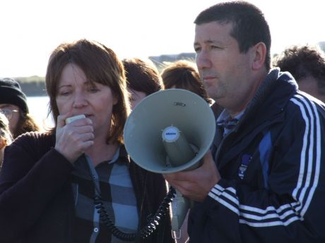 Mary O'Donnell addresses the crowd.