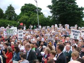 thousands gathered to show solidarity for the rossport 5