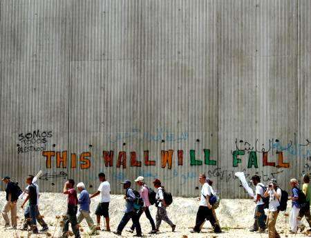 theapartheidwallqalqilya.jpg