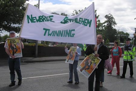 The Newbridge-Bethlehem Twinning campiagn banner