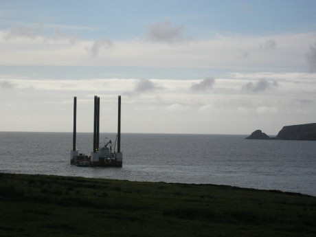 This 'thing' is in Broadhaven Bay beside the beach landfall - more photos of it tmw, hopefully