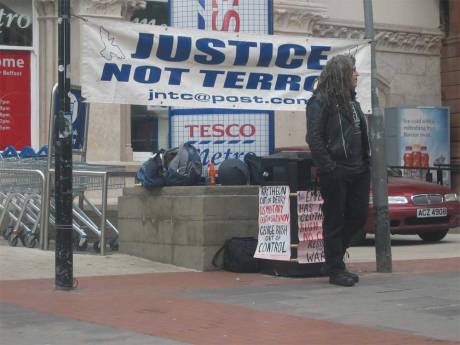 Telling the Belfast shoppers like it is