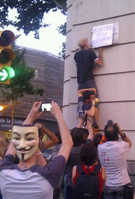 Avenue of indignation: The street outside the parliament gets renamed