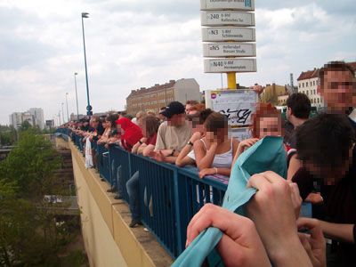 Anti-fascist protest on the Lichtenberger bridge.