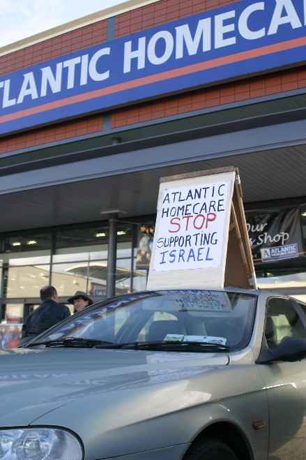 Picketing Apartheid