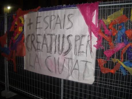 banners left on fences of Saint Jaume for passers by